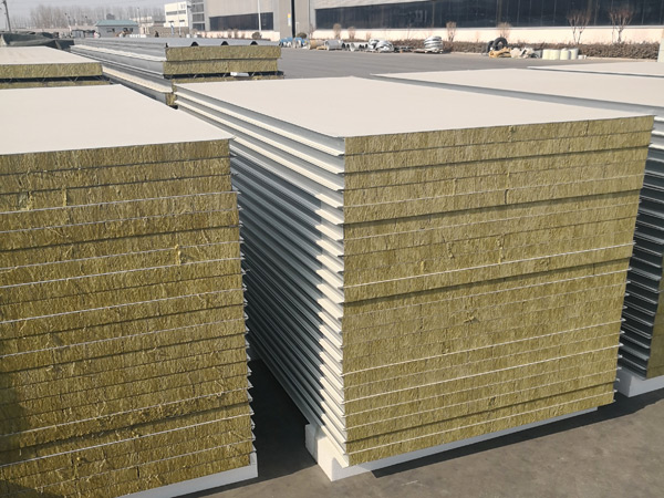 巖棉復(fù)合板